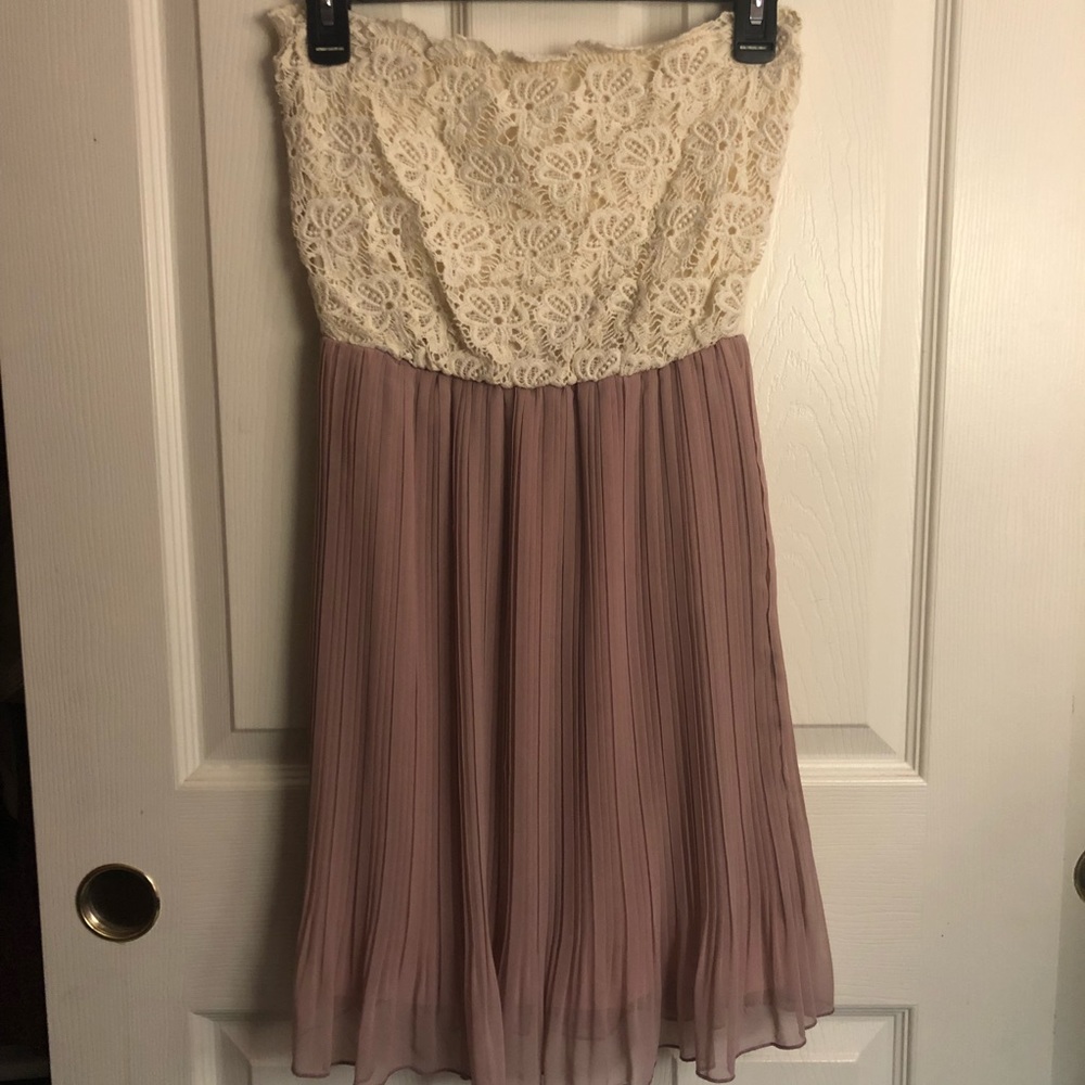 Strapless crochet and pleated dress
